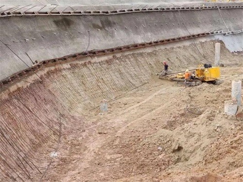 保德基坑边坡加固